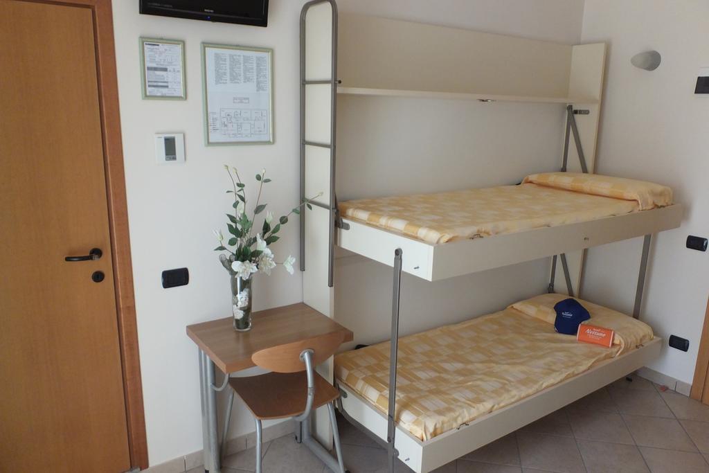 Hotel Nettuno Sottomarina Habitación foto